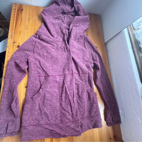 Lululemon maroon hoodie button closure size 4 - Picture 11 of 16